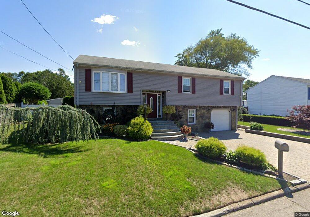 153 Beverly Rd, Riverside, RI 02915 - photo 1