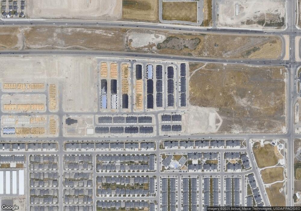 1970 N 3900 W unit 213, Lehi, UT 84043 - photo 1