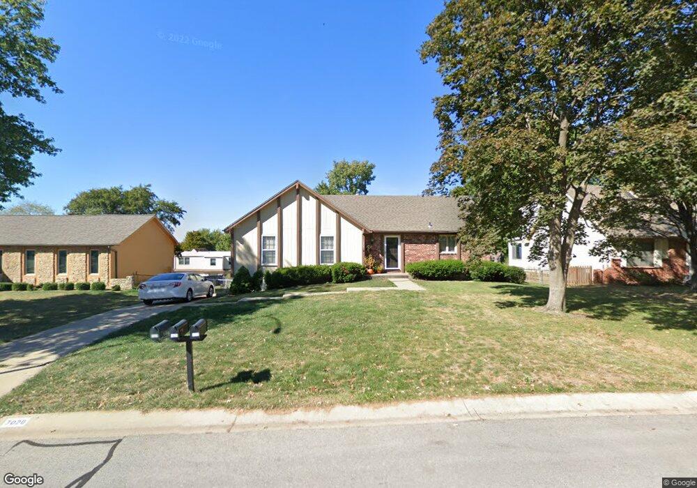 7020 Hallet St, Shawnee, KS 66216 - photo 1