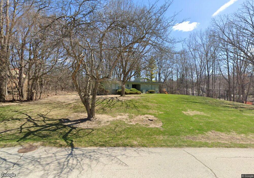 1610 Notre Dame Blvd, Elm Grove, WI 53122 - photo 1