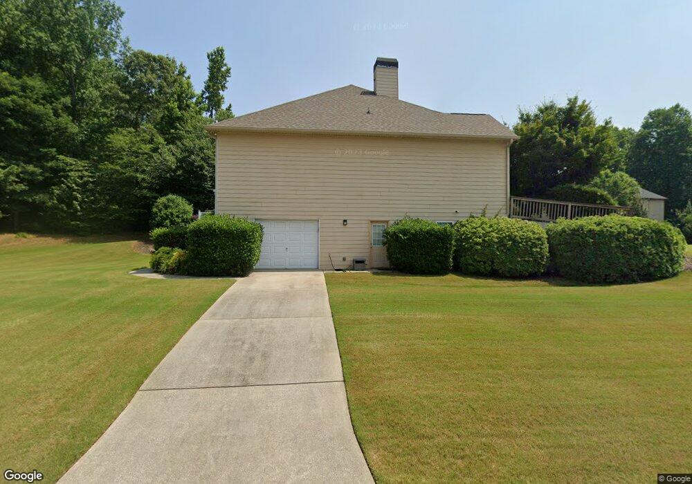250 Prestwick Dr, Hoschton, GA 30548 - photo 1
