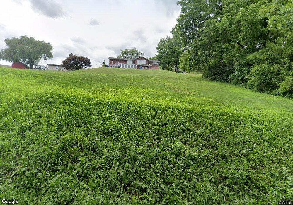 5353 Hillside Ave, Whitehall, PA 18052 - photo 1