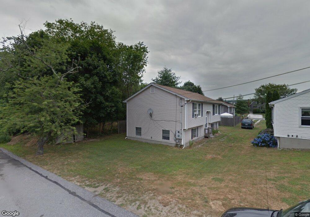 40 Metacomet St, Portsmouth, RI 02871 - photo 1