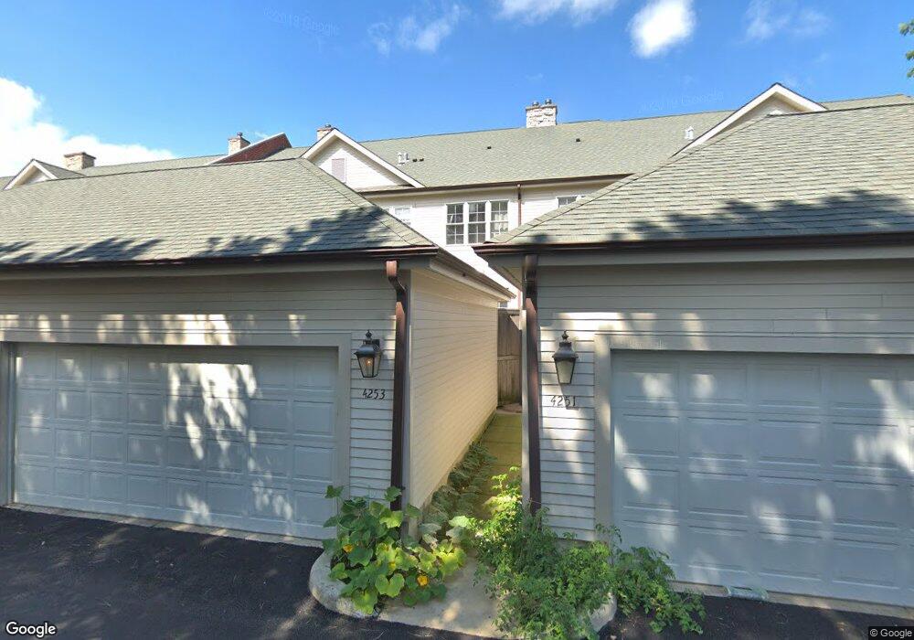 4253 Linden Tree Ln unit 4253, Glenview, IL 60026 - photo 1