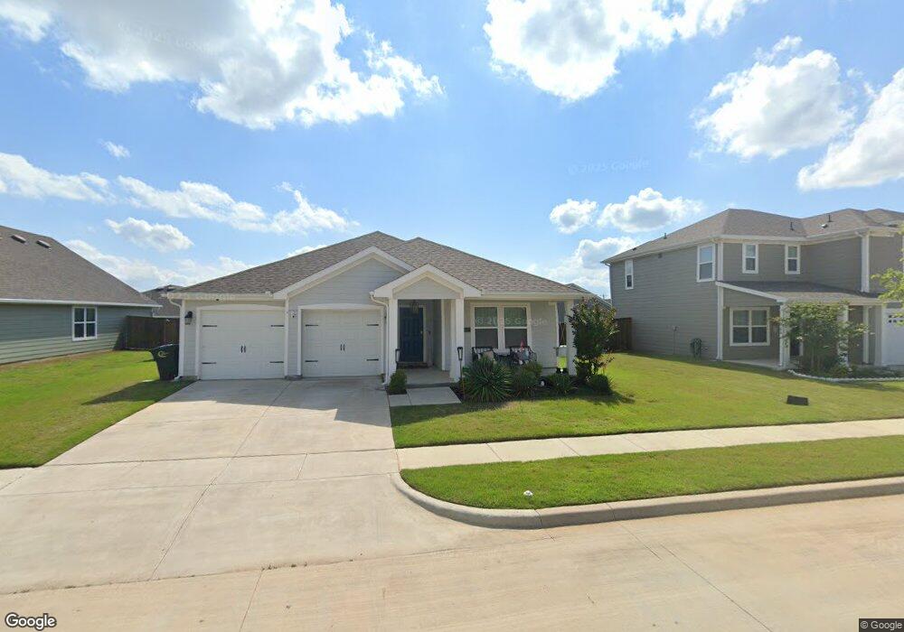 621 Quail Meadows Dr, Cleburne, TX 76031 - photo 1