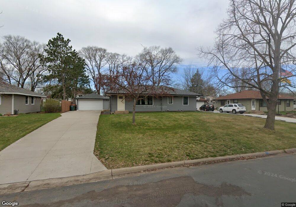 11610 Yukon St NW, Coon Rapids, MN 55433 - photo 1