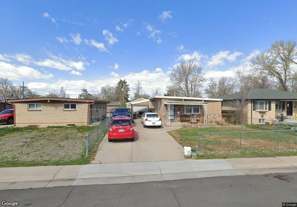 1921 Florence St, Aurora, CO 80010 - photo 1