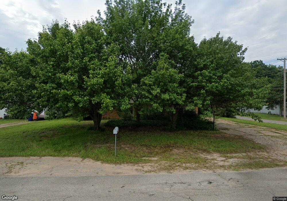 1216 W Maple Ave, Duncan, OK 73533 - photo 1