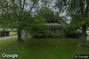 228 E 2nd St, Xenia, IL 62899