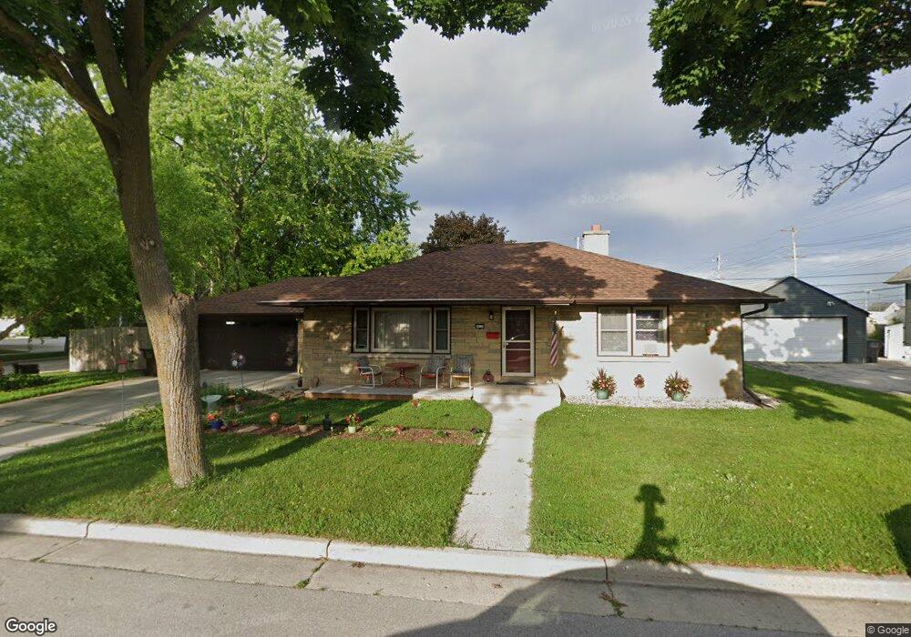 4836 N 127th St, Butler, WI 53007 - photo 1