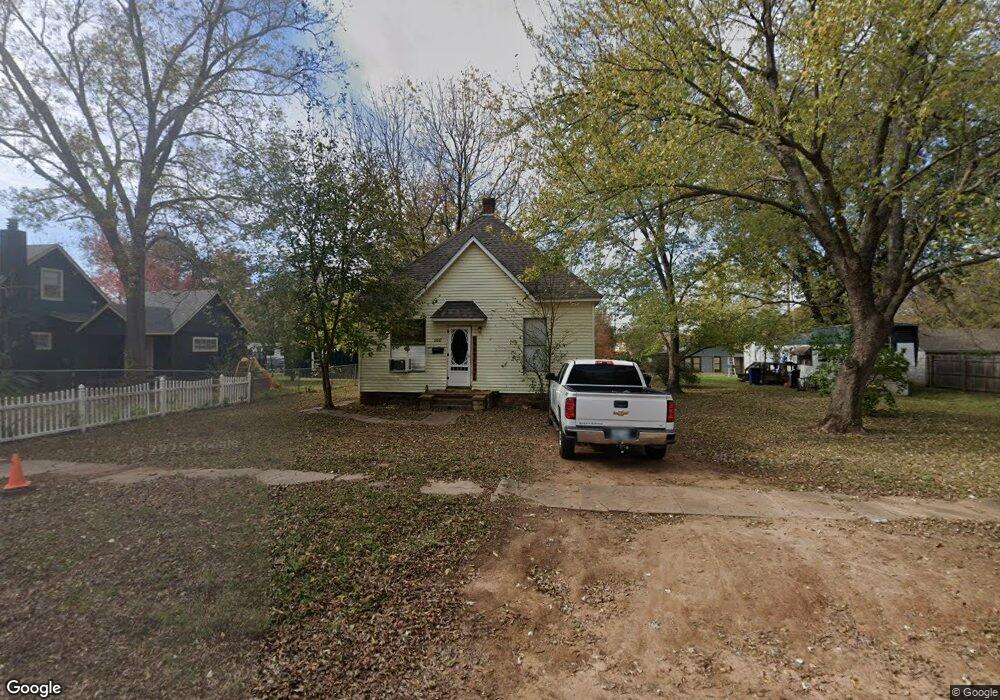 208 S Rosehill Ave, Cleveland, OK 74020 - photo 1