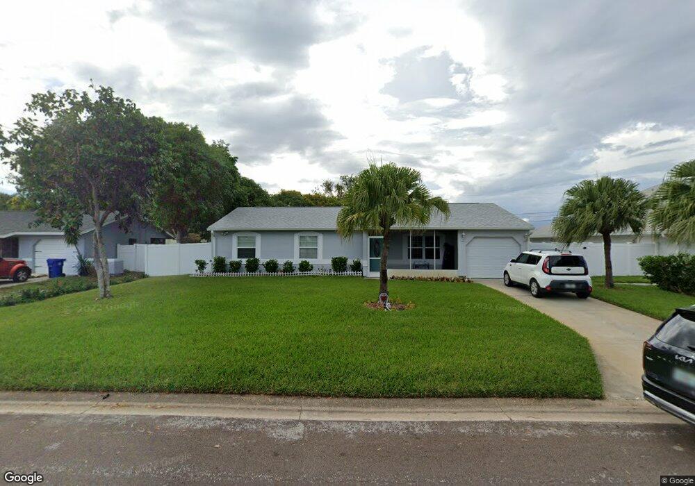 122 Crawford Dr, Sebastian, FL 32958 - photo 1