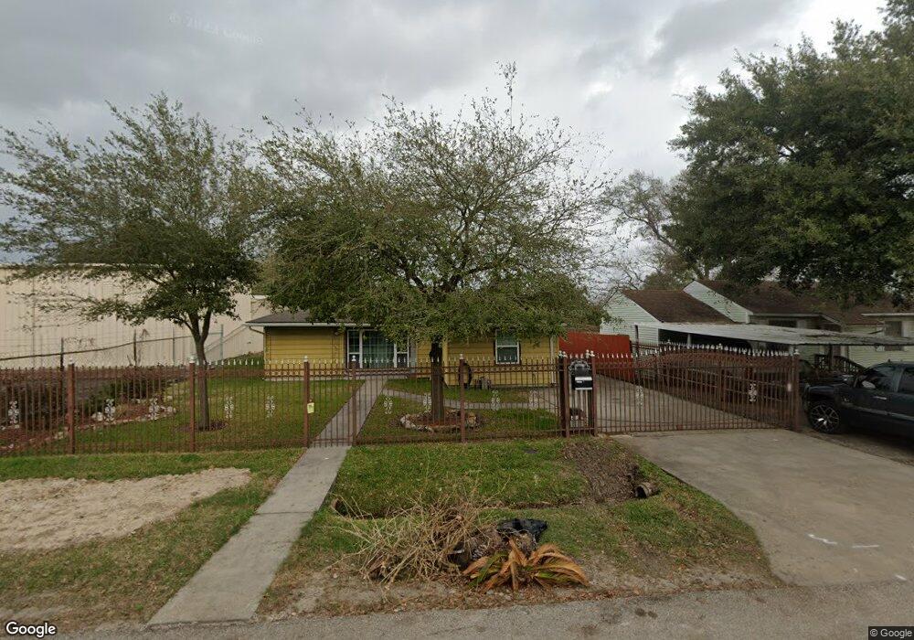 13409 Louisville St, Houston, TX 77015 - photo 1