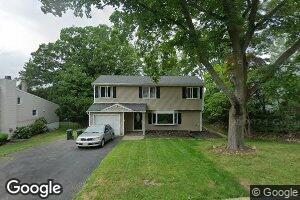 421 Crest Dr, Northvale, NJ 07647