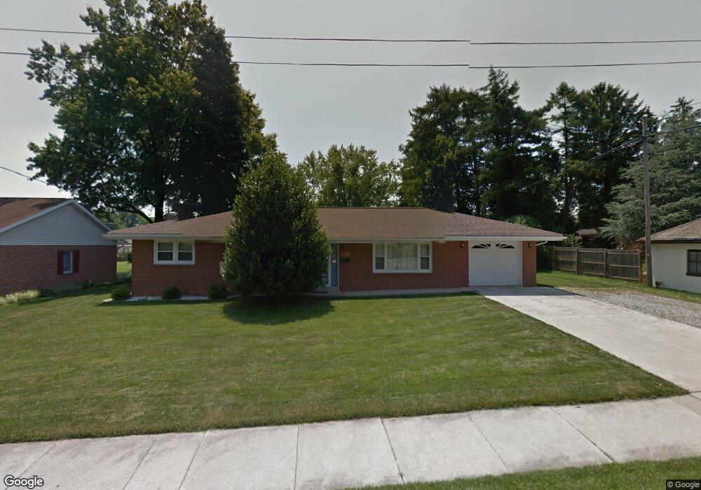320 E Walnut St, Palmyra, PA 17078 - photo 1