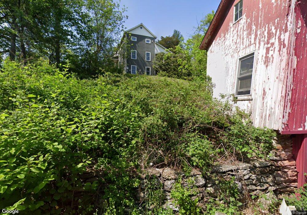 14 Riverside Dr, Trumbull, CT 06611 - photo 1