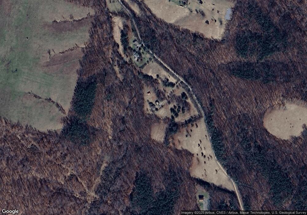 4022 Posey Hollow Rd, Berkeley Springs, WV 25411 - photo 1