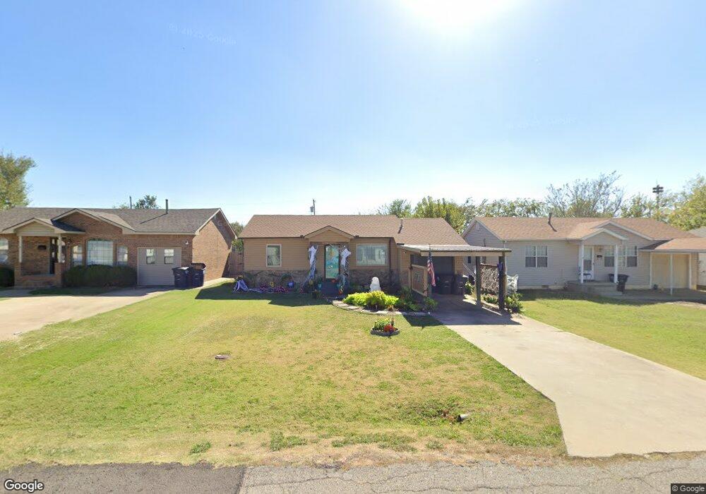 317 W 36th St, Shawnee, OK 74804 - photo 1