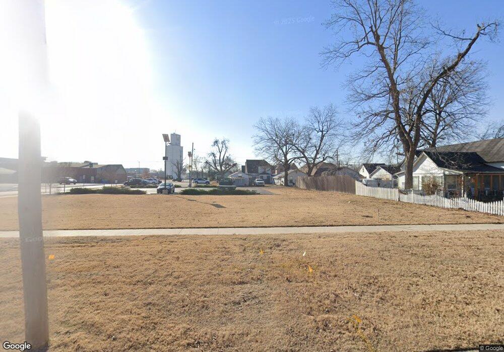 209 W Commercial St, Broken Arrow, OK 74012 - photo 1