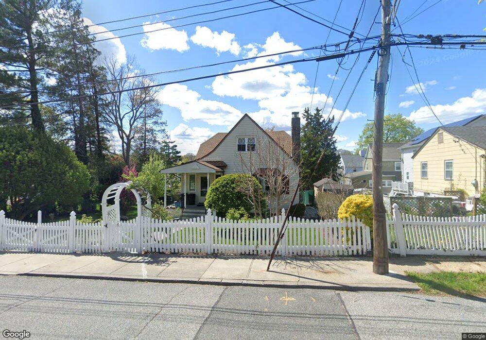 67 Hoover Rd, Yonkers, NY 10710 - photo 1