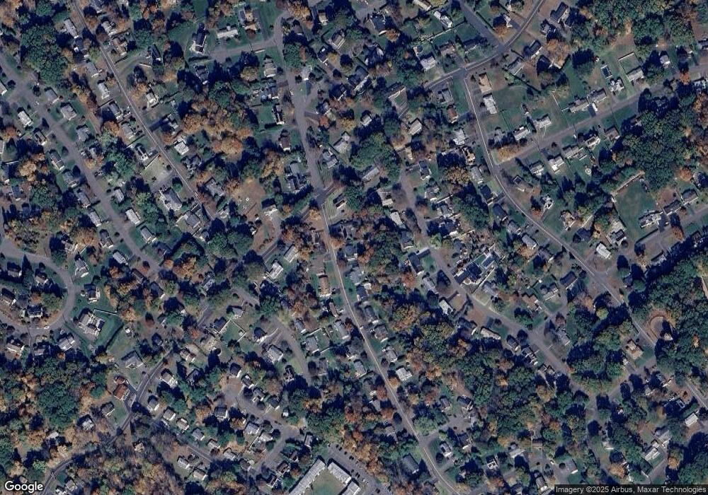 171 Lorann Dr, Naugatuck, CT 06770 - photo 1