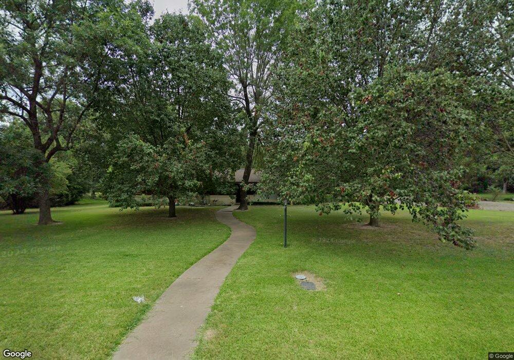 308 Meadow Ln, Bonham, TX 75418 - photo 1