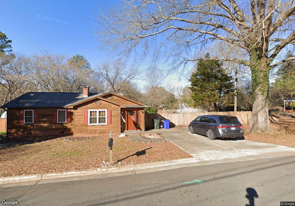 70 W Cornwallis St, Pittsboro, NC 27312 - photo 1