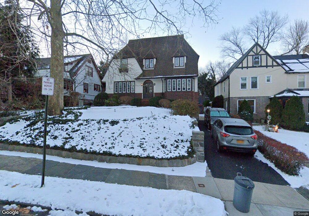 112 Franklin Ave, Yonkers, NY 10705 - photo 1