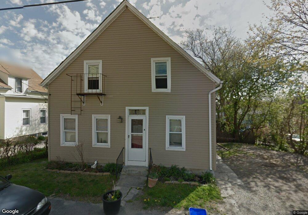 8 Siegel St unit 2, Bristol, RI 02809 - photo 1