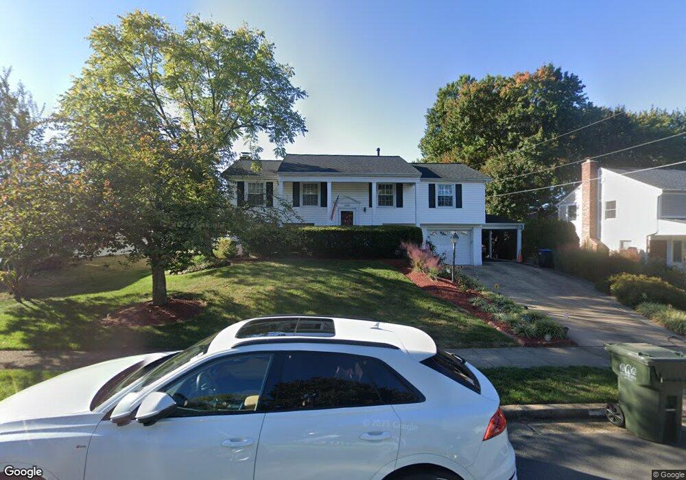 12815 Middleton Ln, Fairfax, VA 22033 - photo 1