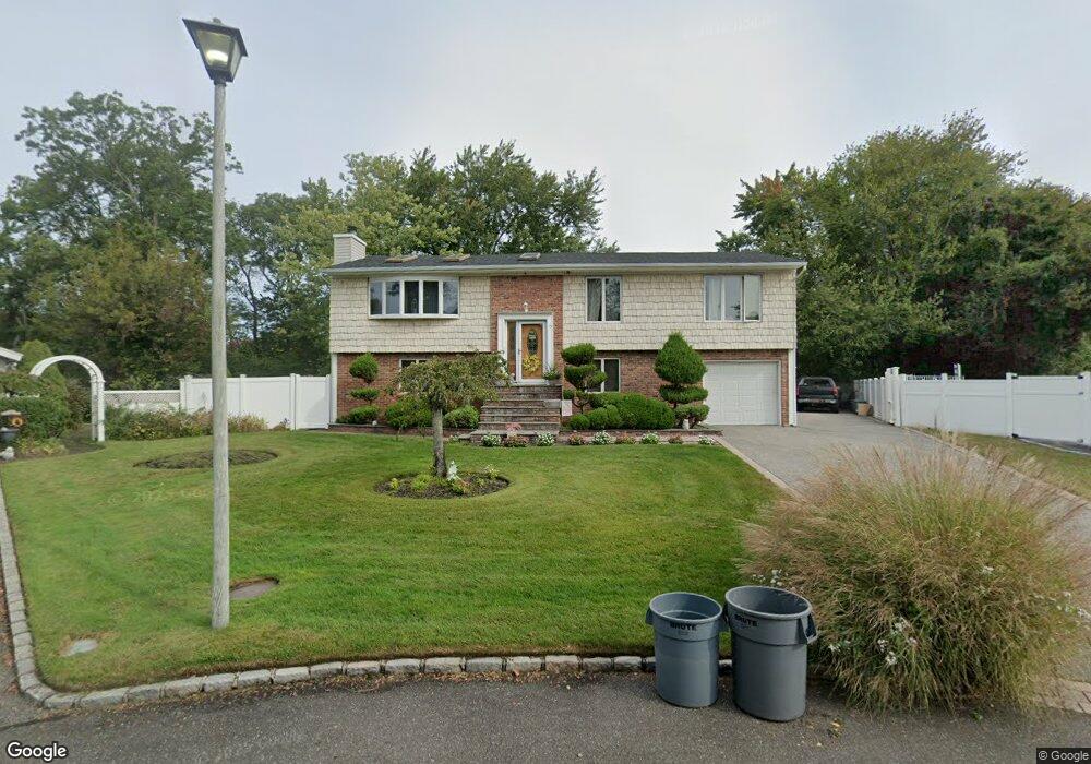 15 Frank Cir, Islip, NY 11751 - photo 1