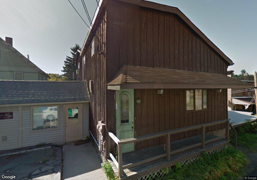 8 Fenwick St, Ballston Spa, NY 12020 - photo 1