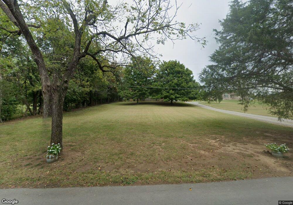 10309 Oak Grove Rd, Louisville, KY 40291 - photo 1