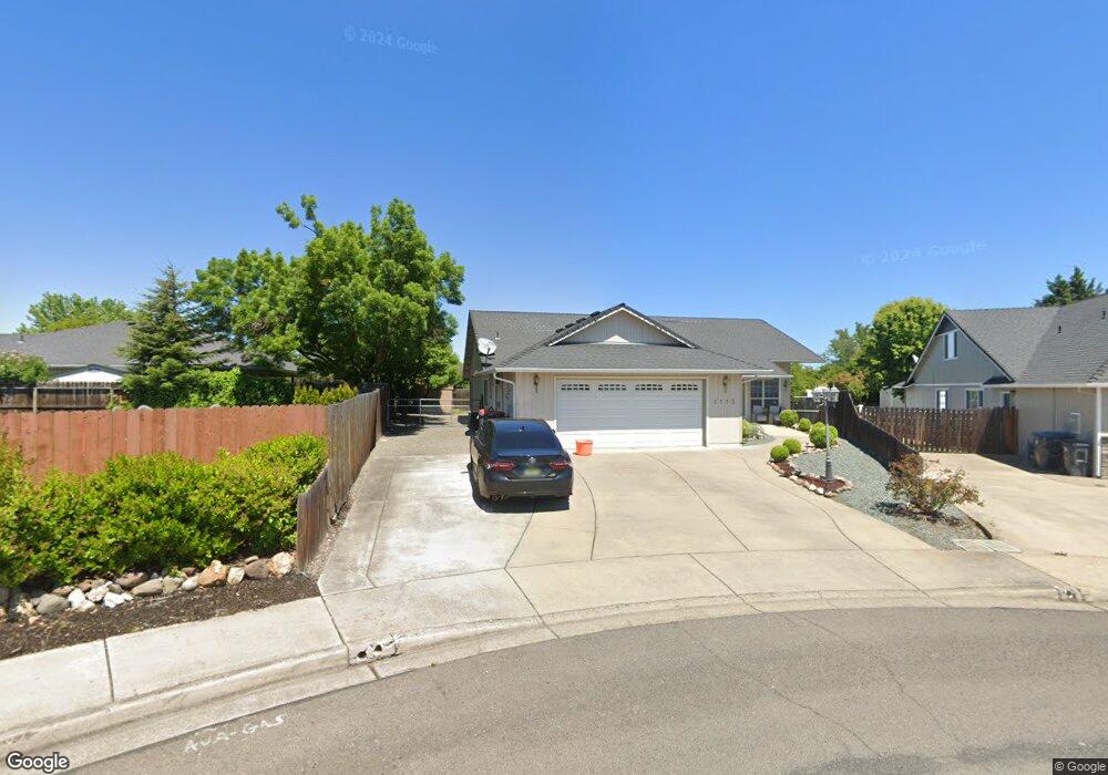 1113 Circle Wood Ct, Central Point, OR 97502 - photo 1