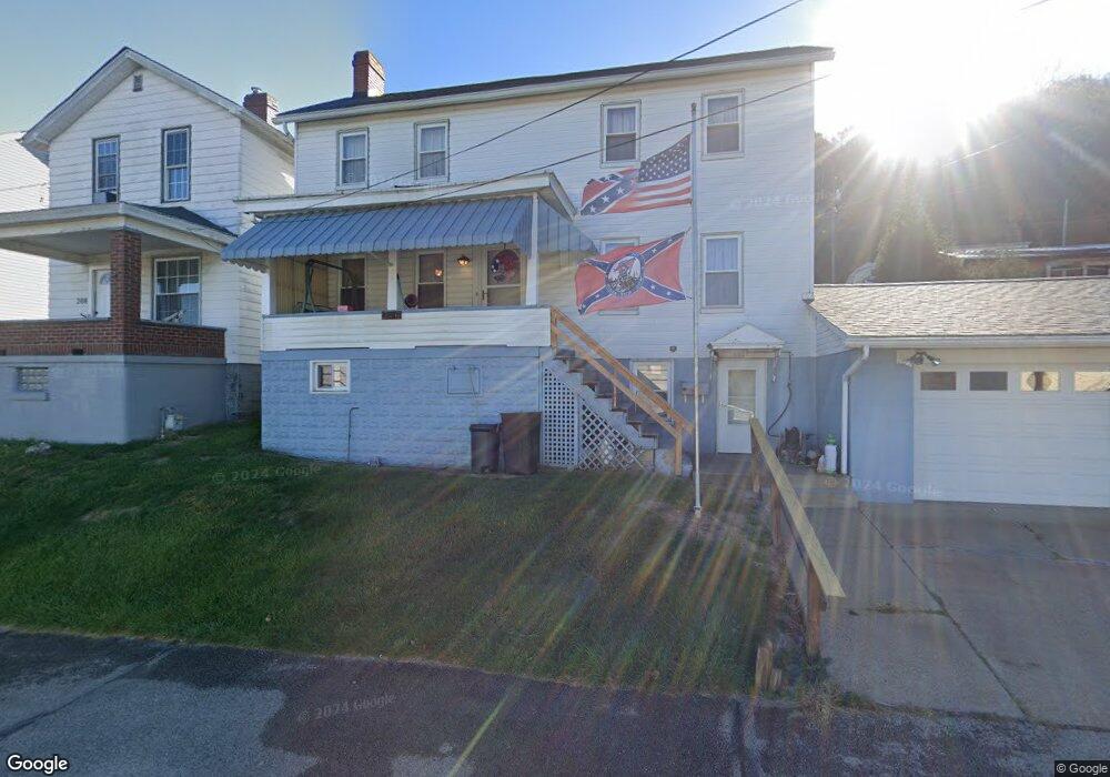 206 N 3rd St, West Newton, PA 15089 - photo 1