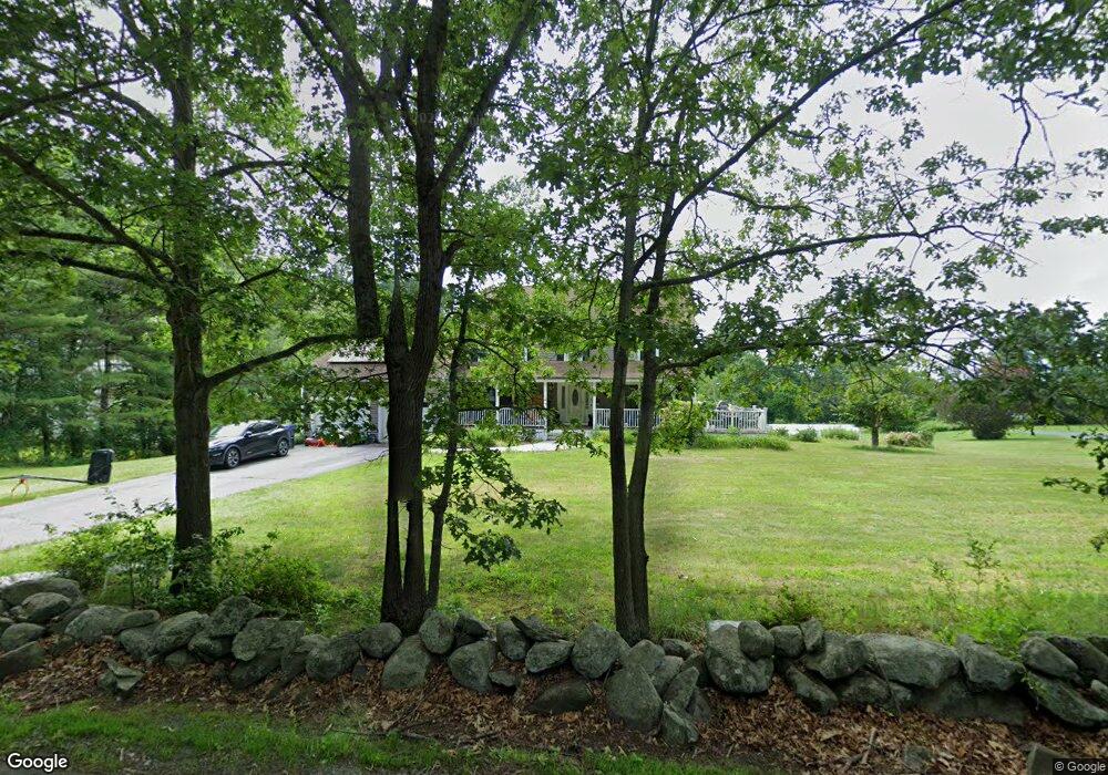 431 Forest St, Dunstable, MA 01827 - photo 1