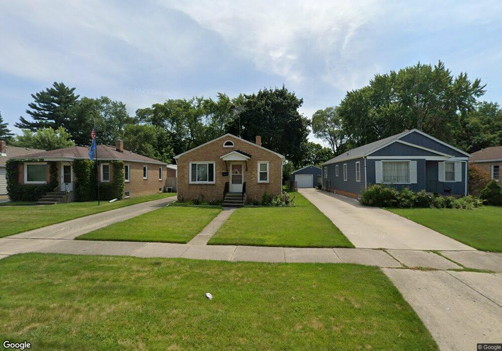 717 W Atlantic Ave, Waukegan, IL 60085 - photo 1