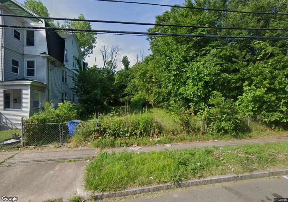 83 Earle St, Hartford, CT 06120 - photo 1