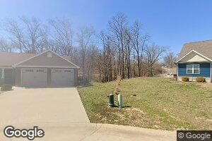 10 Ridgeway Dr, Benton, MO 63736
