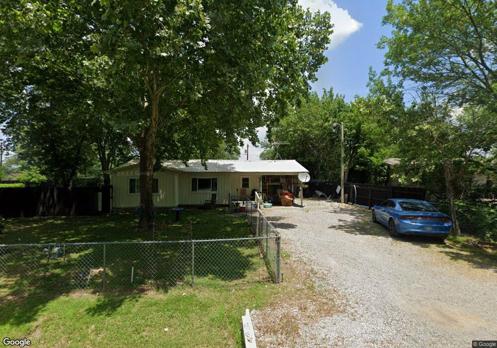 568 W Cowley Ave, Chouteau, OK 74337 - photo 1