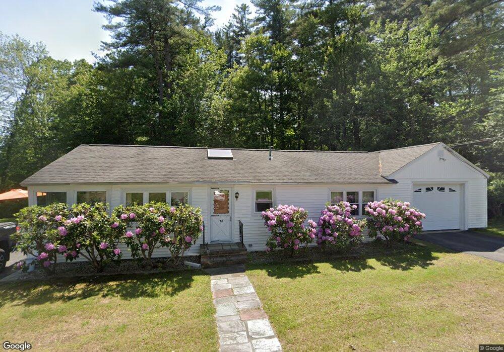 34 Summer St, Hampstead, NH 03841 - photo 1