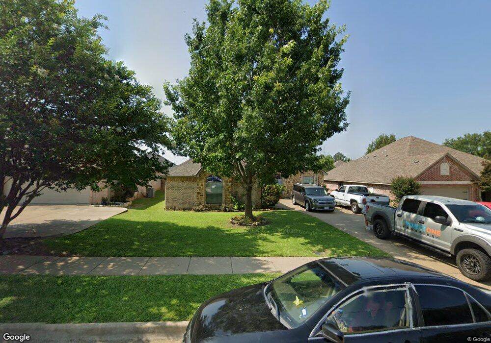 1609 Skidmore Ln, Tyler, TX 75703 - photo 1