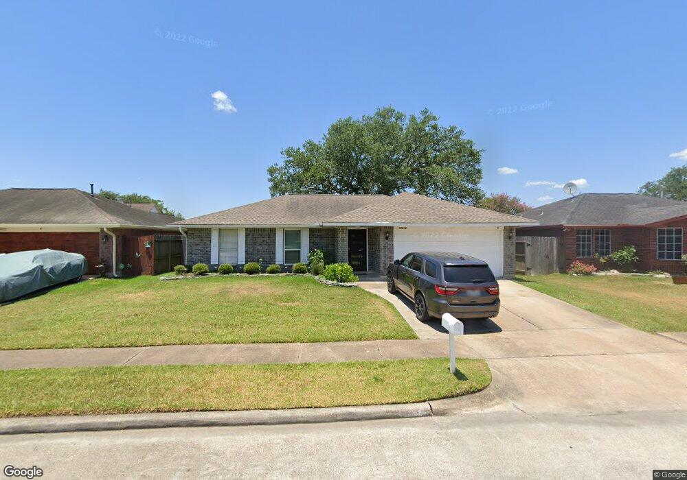 10918 Covered Bridge St, Houston, TX 77075 - photo 1