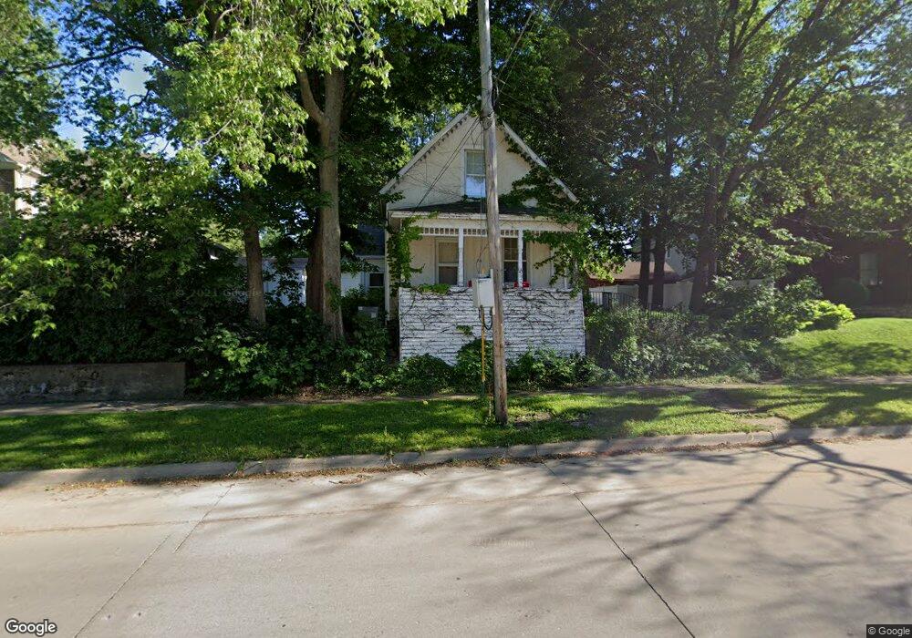 214 W 12th St, Cedar Falls, IA 50613 - photo 1