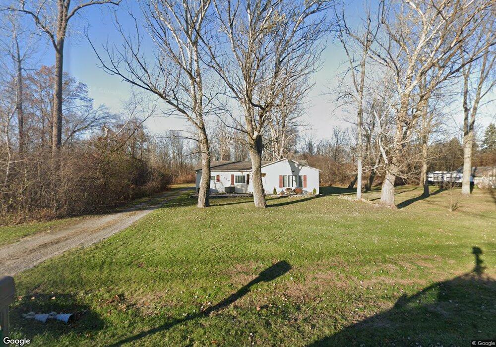 3330 Ravenswood Rd, Port Huron, MI 48060 - photo 1