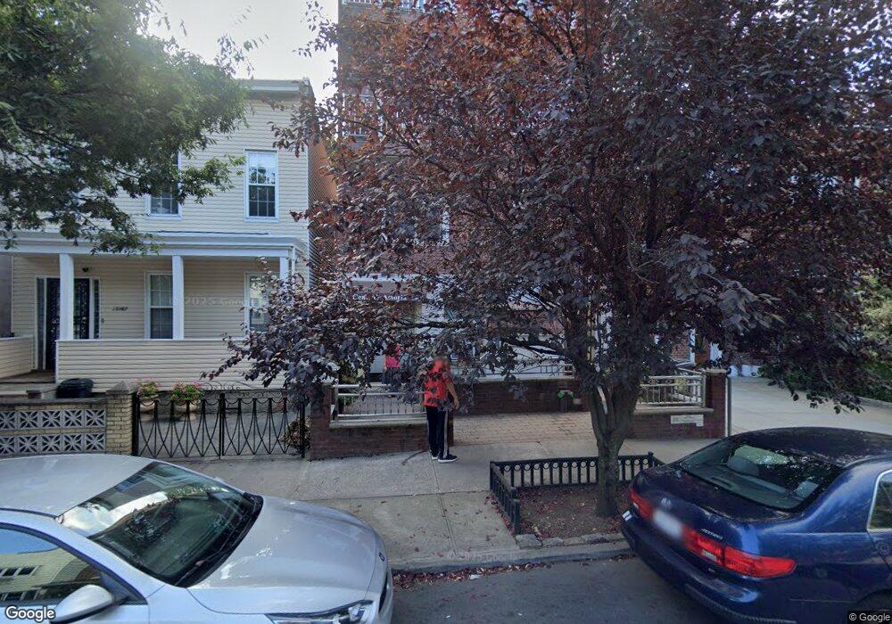 2569 38th St unit 3F, Astoria, NY 11103 - photo 1