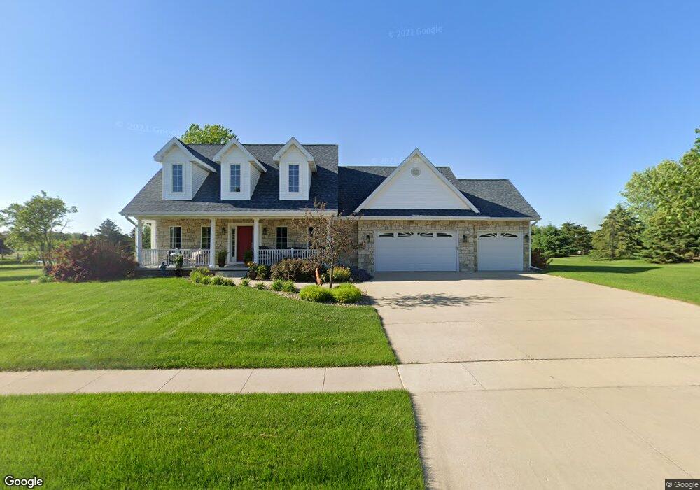 3205 Cobblestone Ct, Cedar Falls, IA 50613 - photo 1