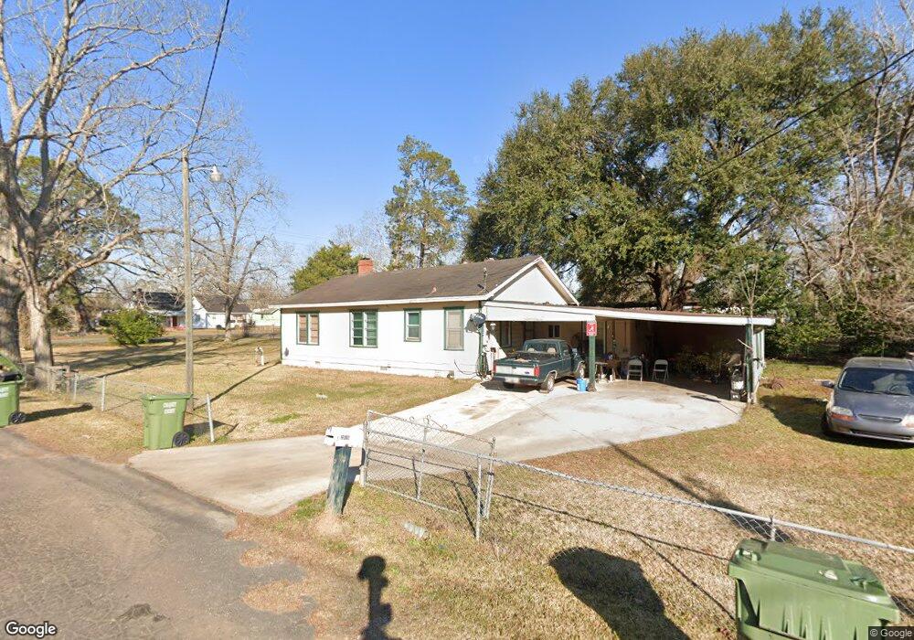 2816 Sylvester Dr, Moultrie, GA 31768 - photo 1