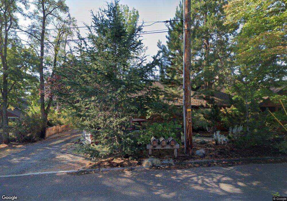 751 NW Roanoke Ave, Bend, OR 97701 - photo 1