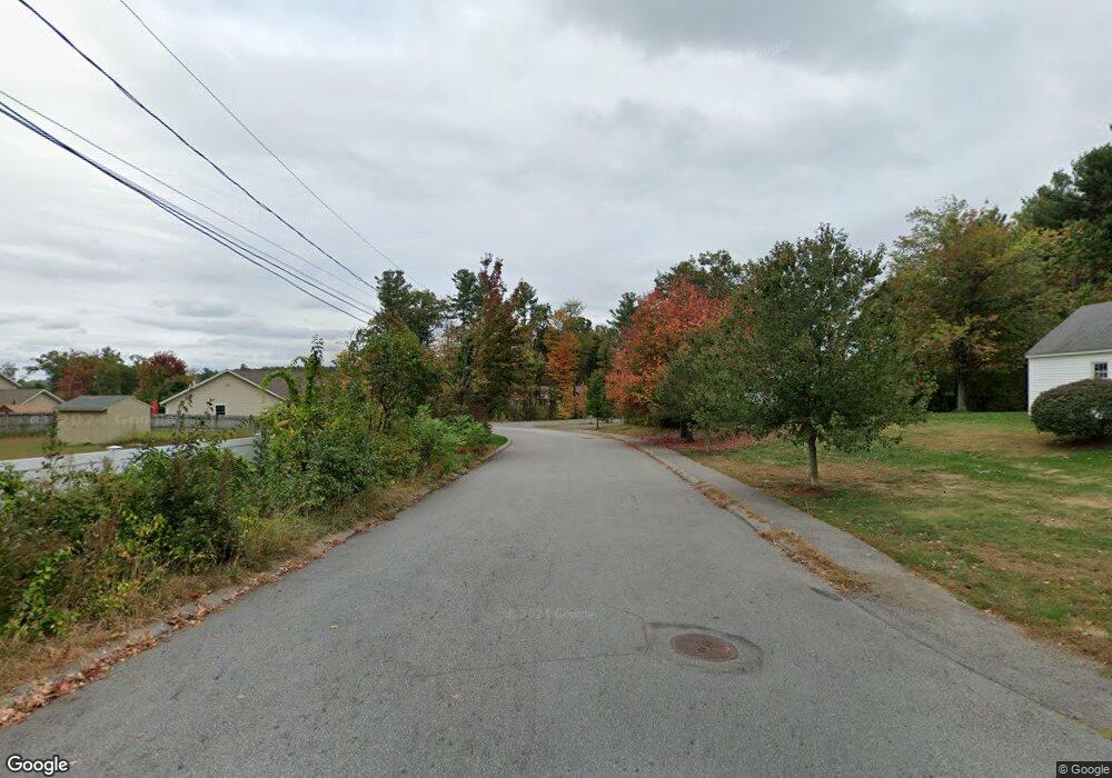 8 Brierwood Dr, Fitchburg, MA 01420 - photo 1